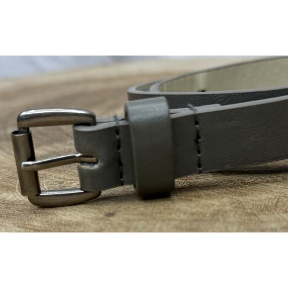 Gray Belt with Silver-Tone Buckle - Size Medium - Picture 2 of 12